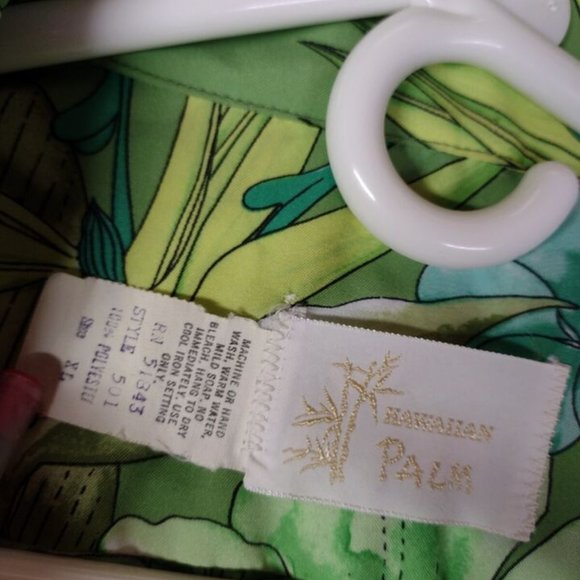 Vintage Hawaiian Palm Size XL Button Up Green Hawaiian Shirt - Picture 5 of 5